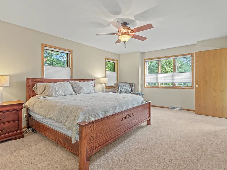 7126 New Washburn Way — Photo 49