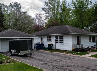 348 George St, Amherst, WI 54406