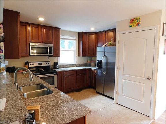 2nd image of 1200 Cleona Dr