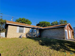 605 Courtney Ln, Copperas Cove, TX 76522