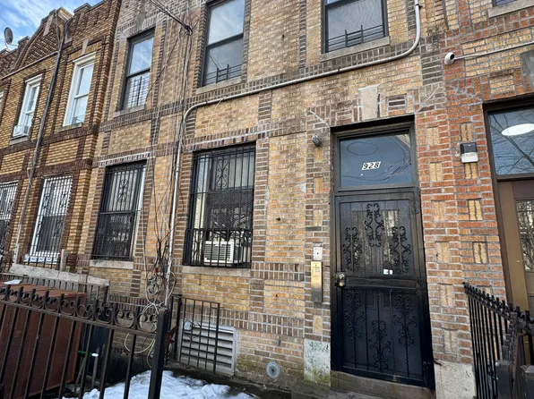 928 Belmont Avenue image 1 of 15