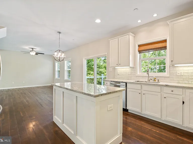 6348 Quinn Rd — Photo 6