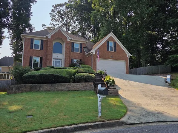 1044 Bellaire Ct, Lawrenceville, GA 30043