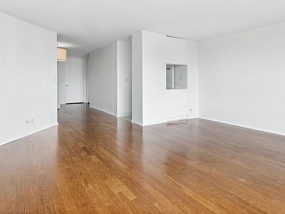5th image of 40 E 94th St APT 28G