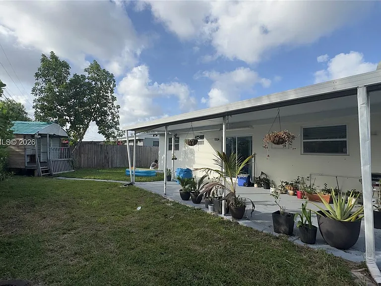 20520 SW 117th Ave — Photo 4