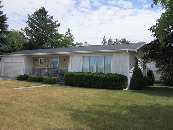 2nd image of 323 Saint Clair Ave