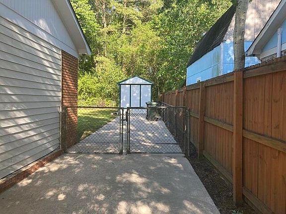 2nd image of 324 Jean Wells Dr