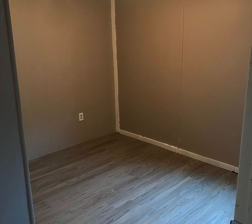 80 Hunter St Tamaqua, PA, 18252 Apartments for Rent Zillow