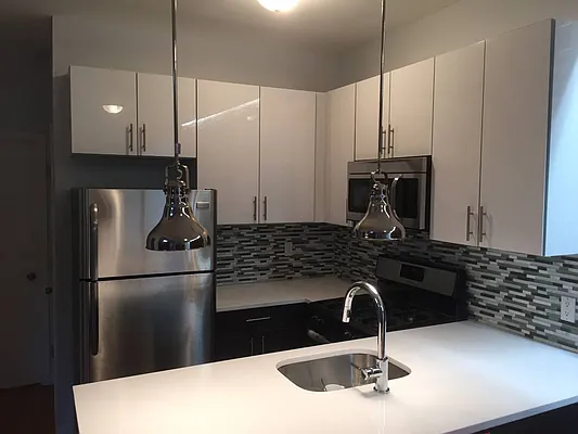 Rented by Avidwell LLC | media 47