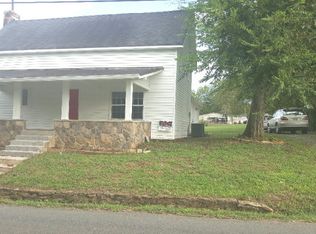 306 Ellijay St, Chatsworth, GA