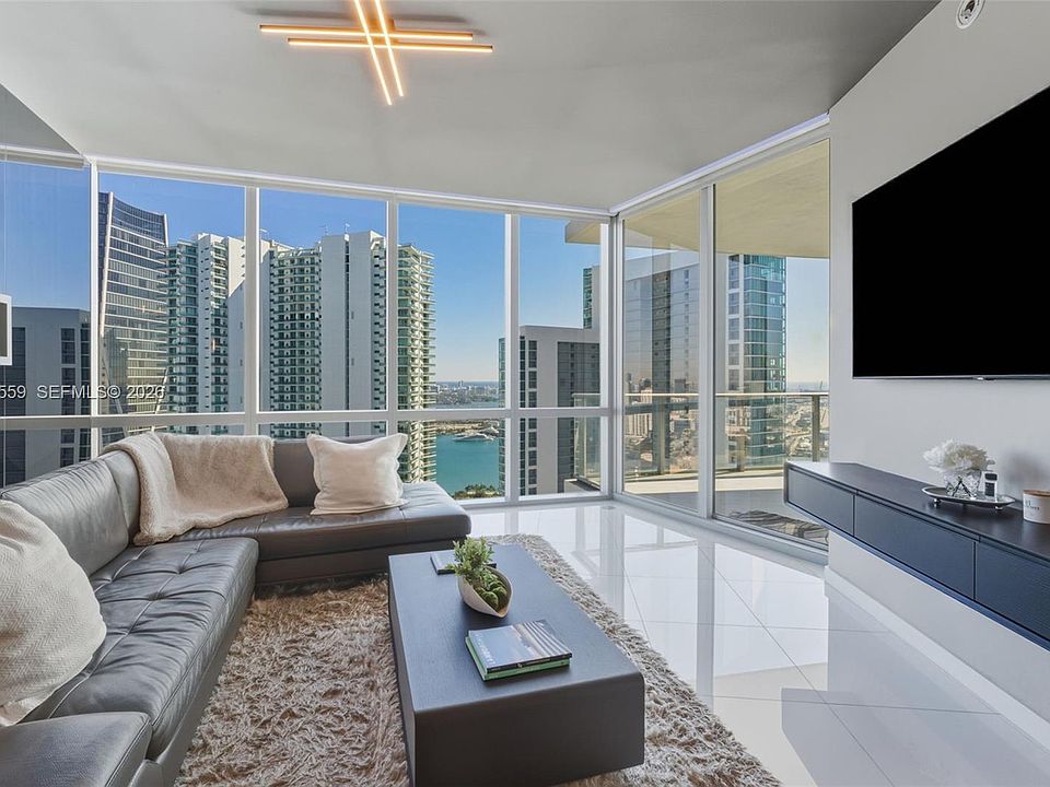 1st image of 851 NE 1st Ave #43