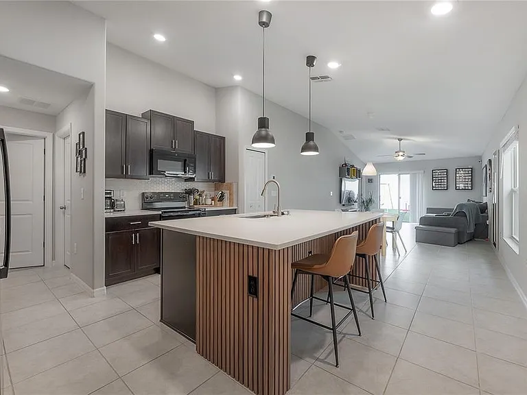 3615 Cat Mint St — Photo 5