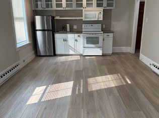 202 Jacoby St APT 4, Norristown, PA 19401