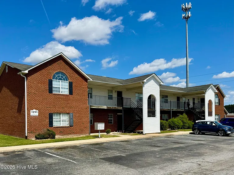 1291 Park West Dr #2 — Photo 1