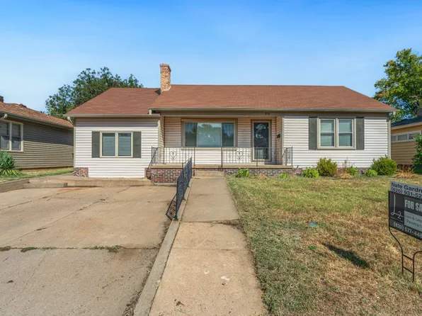 816 East Ave S, Lyons, KS 67554