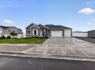 597 S Chan Dr, Grantsville, UT 84029