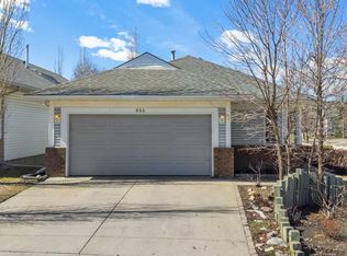 444 E Sierra Morena Ct SW, Calgary, AB T3H 3A6