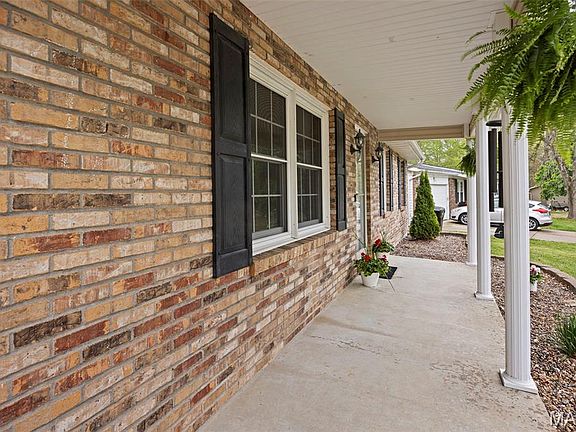 4th image of 50 Drucker Ln