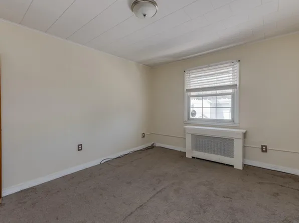 2 Miner St APT 2, Wilkes Barre, PA 18705