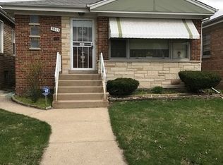 3313 N Plainfield Ave, Chicago, IL