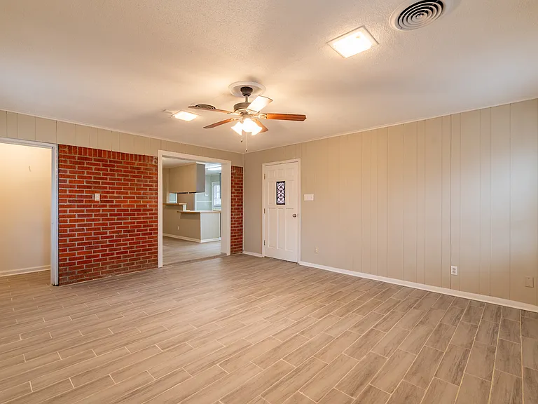 5121 Ginger Cir — Photo 17