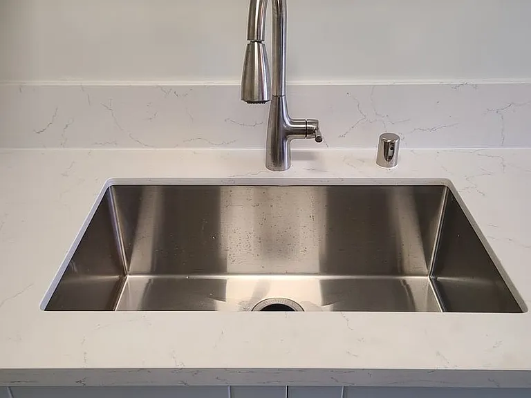 528 N. Hobart Blvd — Photo 11