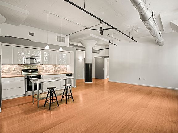 Main living area/dinning/kitchen