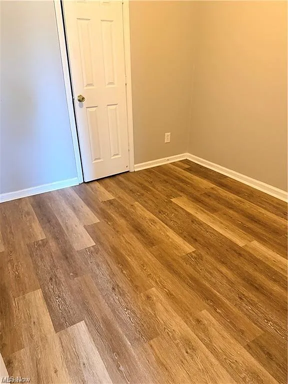 10917 Bernard Ave — Photo 3
