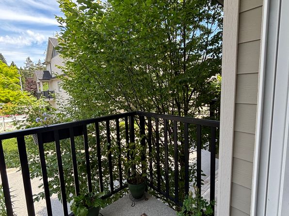 3 bedroom rental in Surrey — photo 20
