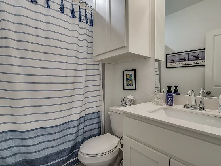 2724 Splendor Dr — Photo 20