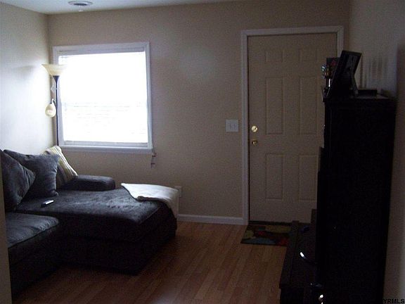 2nd image of 2410 Lavin Ct