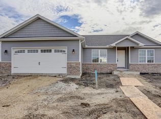 2009 Kinley Dr, Mahomet, IL