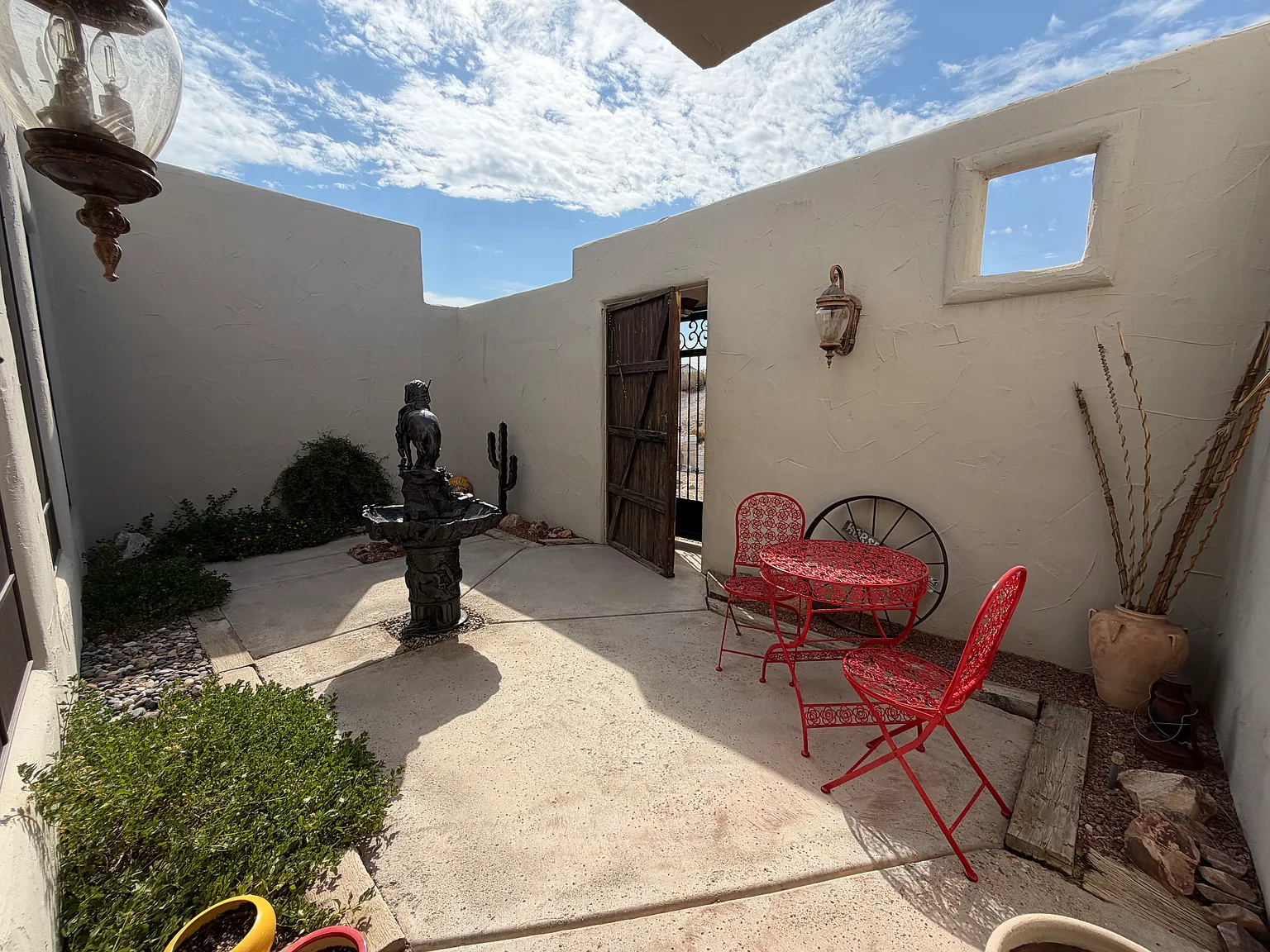 3750 Canyon Cove Dr — Photo 2