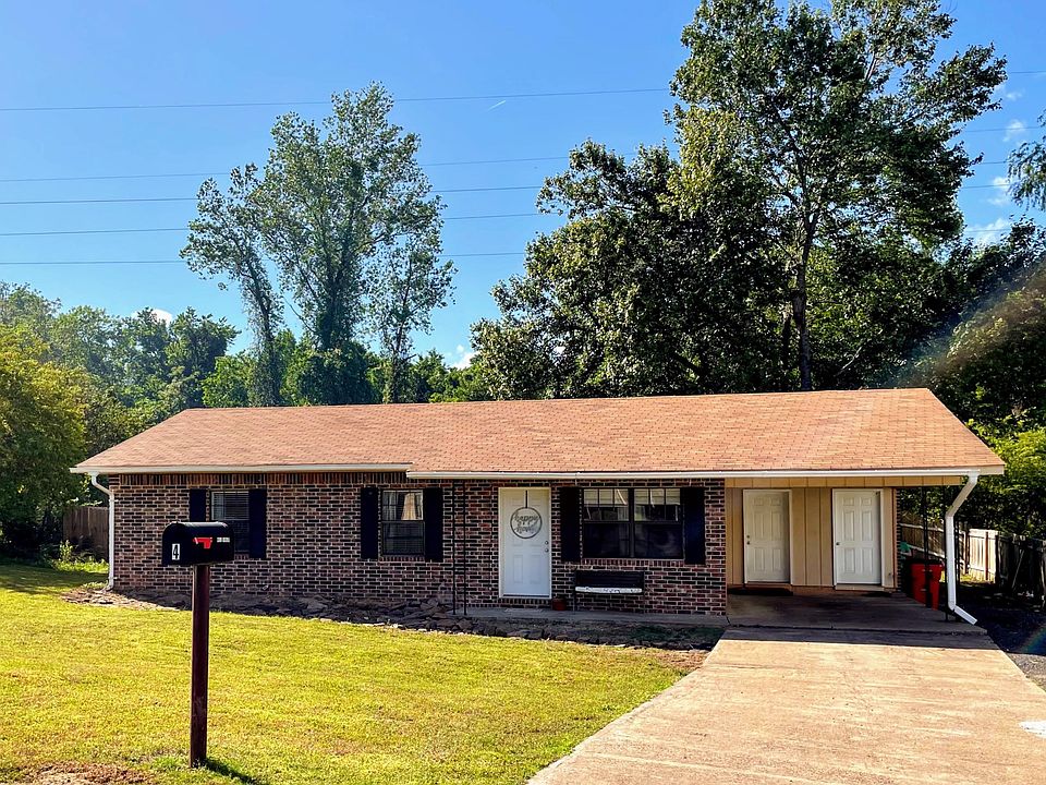 1st image of 4 Mill Circle Dr