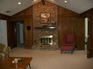 4113 Azalea Ln, Garland, TX 75043