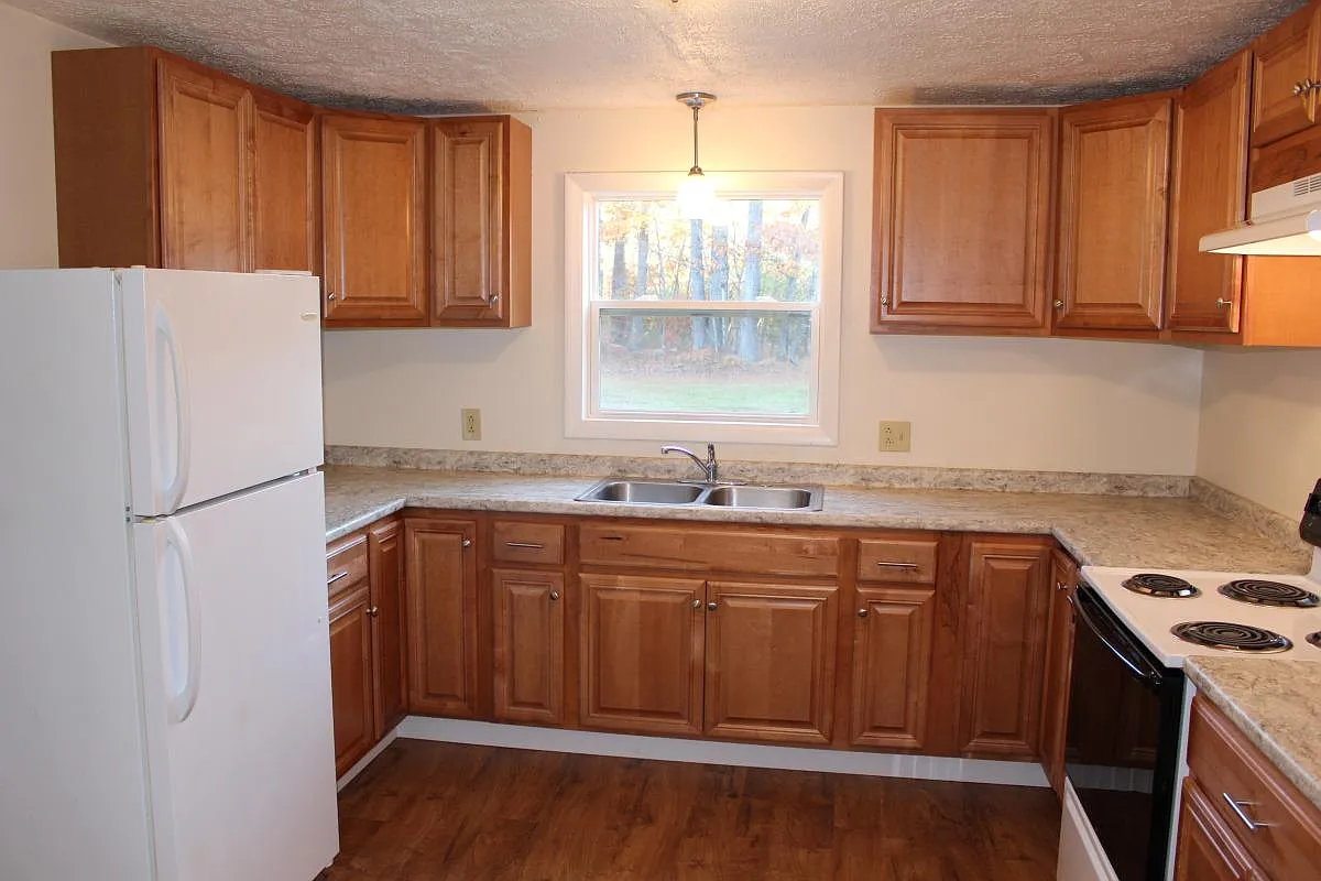 2 bed, 705 sqft, $1,500 — Photo 1