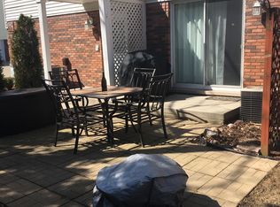 935 Brown St, Saint Clair, MI