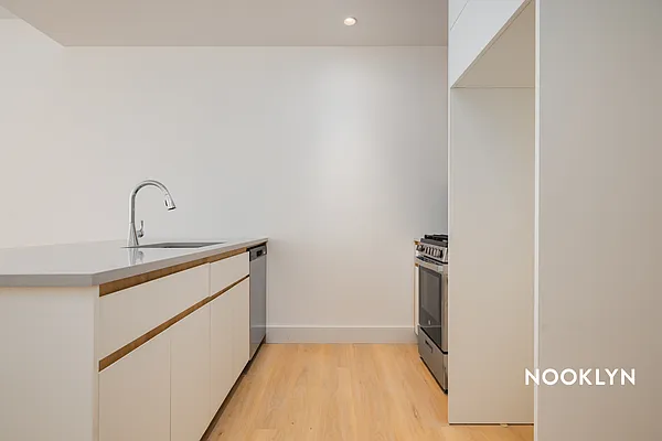 Rented by Nooklyn NYC LLC | media 6