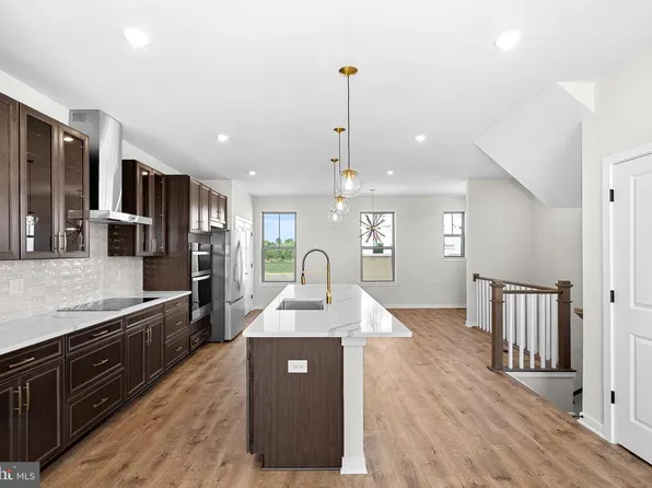 19708 Sepia Sq, Ashburn, VA 20147