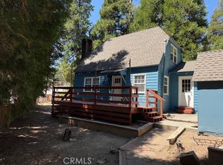 229 Oak Dr, Lake Arrowhead, CA 92352