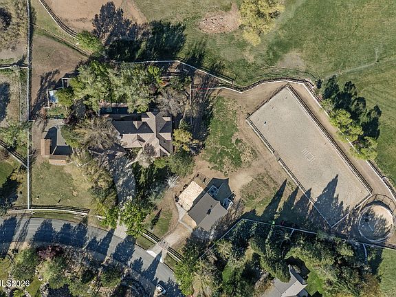 3rd image of 7850 Kevin Cir