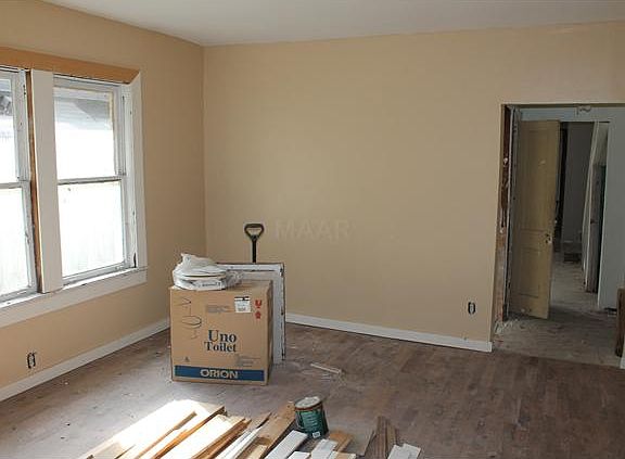 2nd image of 381 N Hollywood St