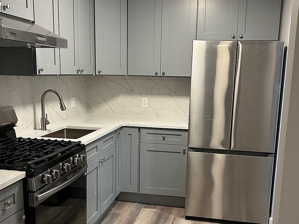 Completely Remodeled new kitchen