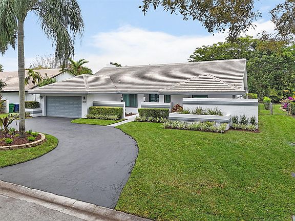 2nd image of 8977 NW 47th Court