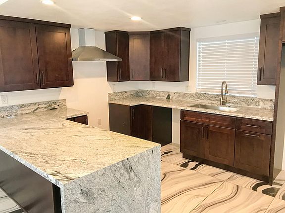 2nd image of 7991 Gardenia Dr