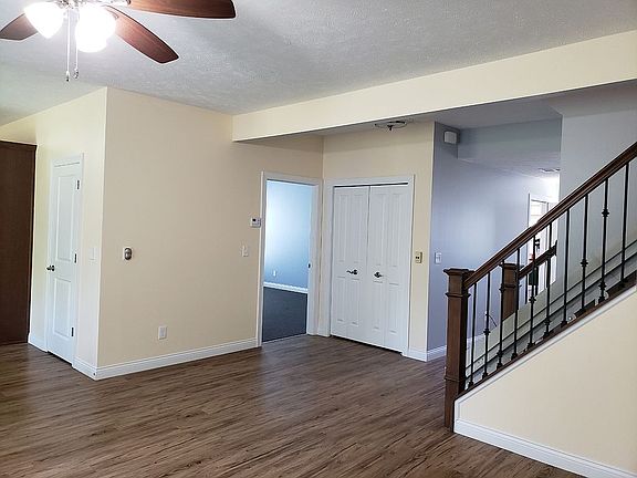 4th image of 139 Larimar Dr Unit 139
