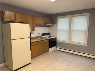 577 E Mapledale Ave APT 2, Hazel Park, MI 48030