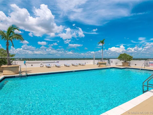 1830 Radius Dr, Hollywood, FL