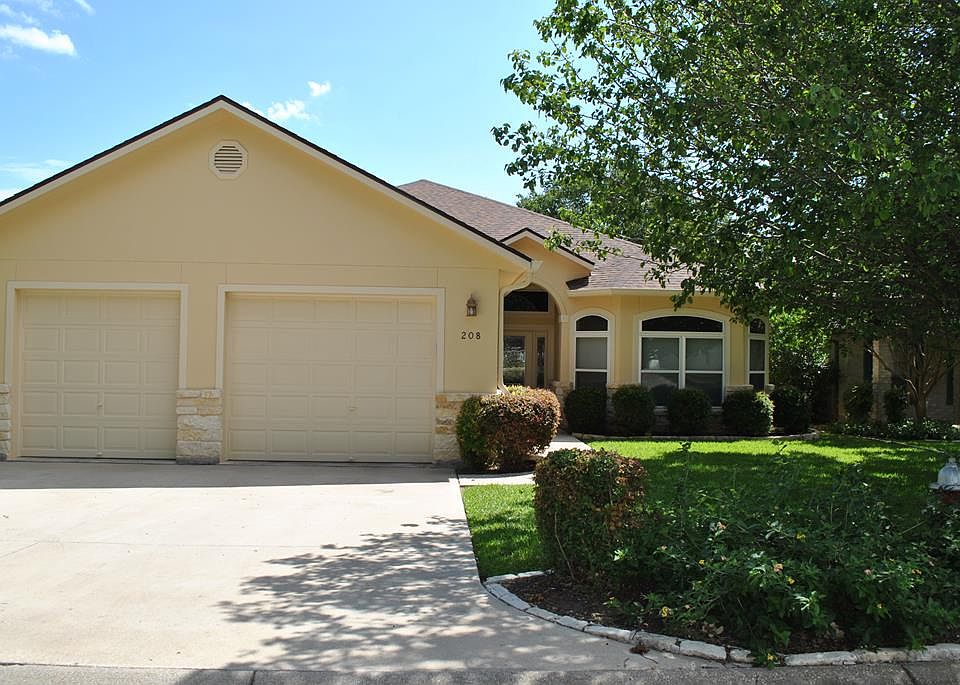 1st image of 208 Meadow Brook Dr