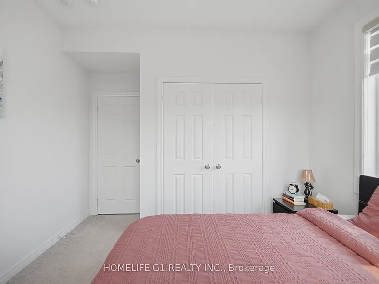 129 Holbrook Ct — Photo 26